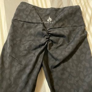 Ryderwear instinct scrunch bum legging